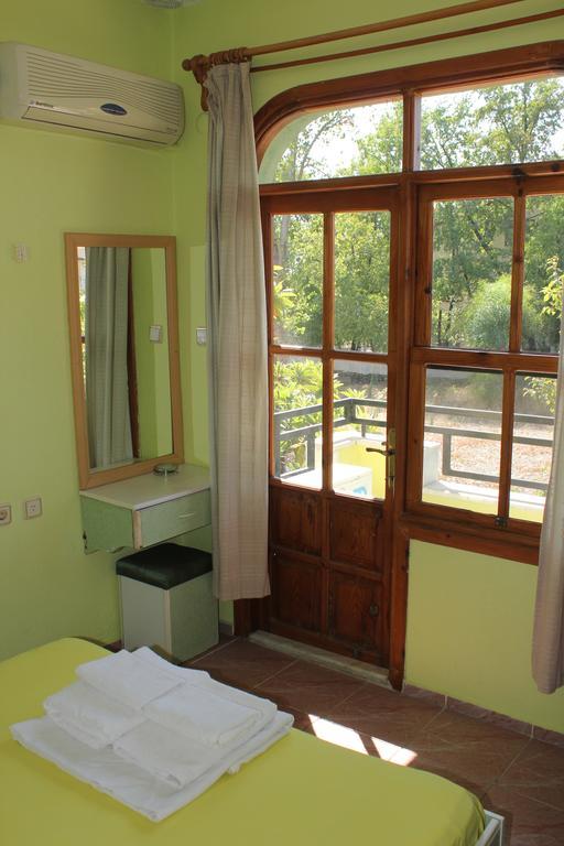 Flora Hotel Koycegiz  Zimmer foto