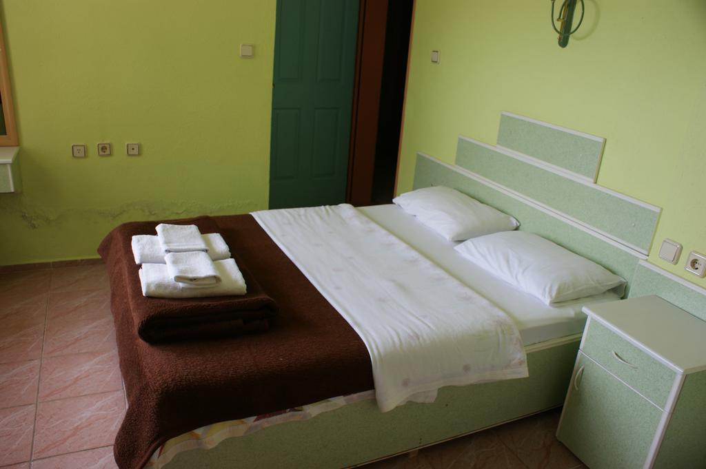 Flora Hotel Koycegiz  Zimmer foto